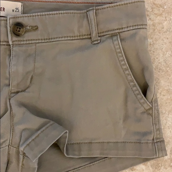 Hollister shorts - Picture 3 of 3
